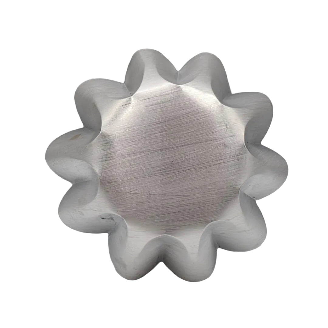 Aluminum mamon holders, 4-piece pack, lightweight and reusable baking molds designed for holding mamon or cupcakes, with a smooth metallic finish and fluted edges.